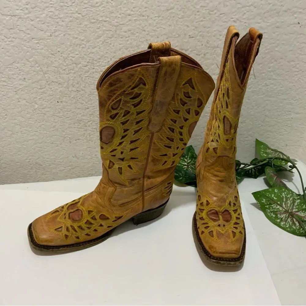 Innovation boots women size 6.5 made in Mexico